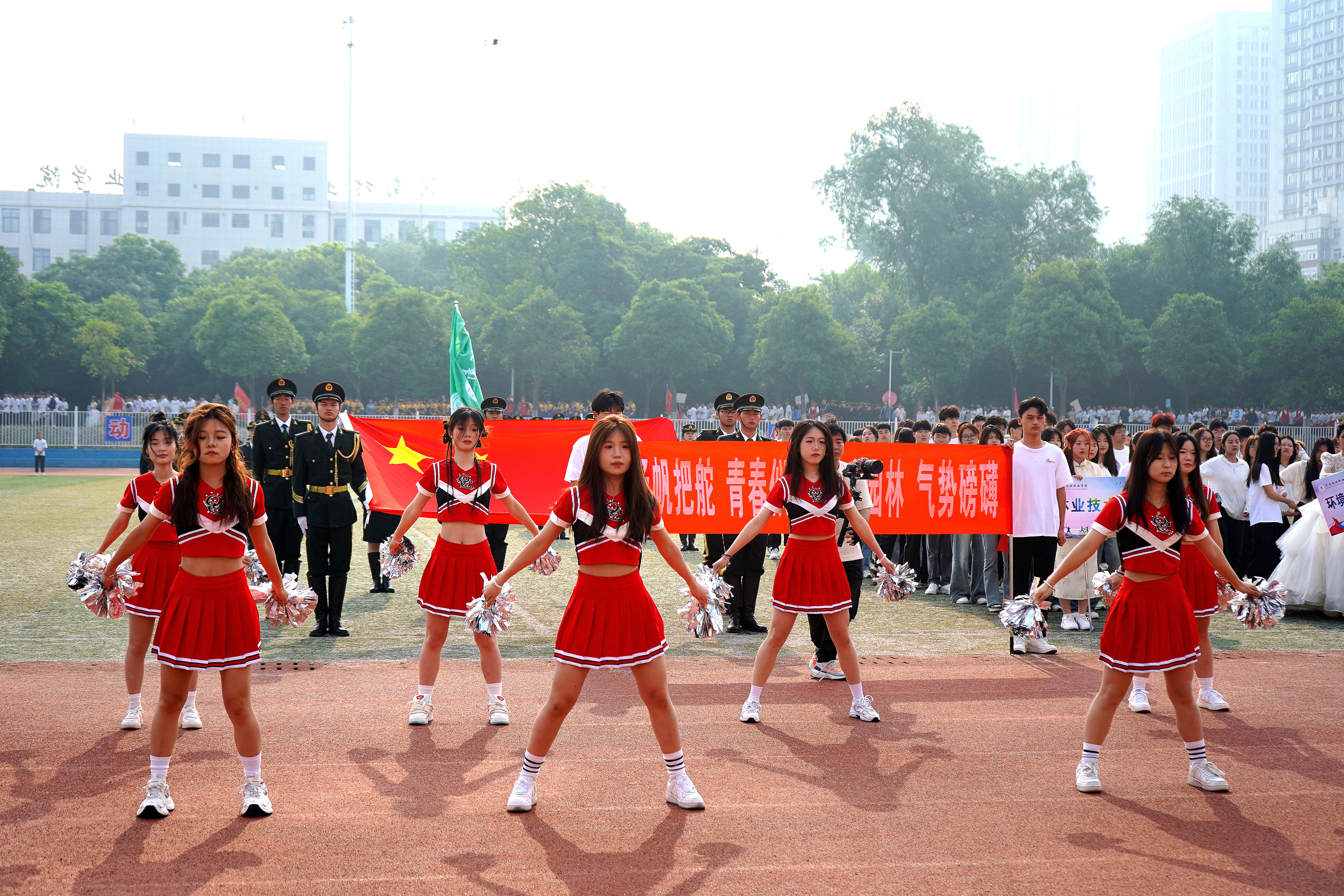 fe2de0b082ed4bc2a7c5ae56b1f08843.jpg
