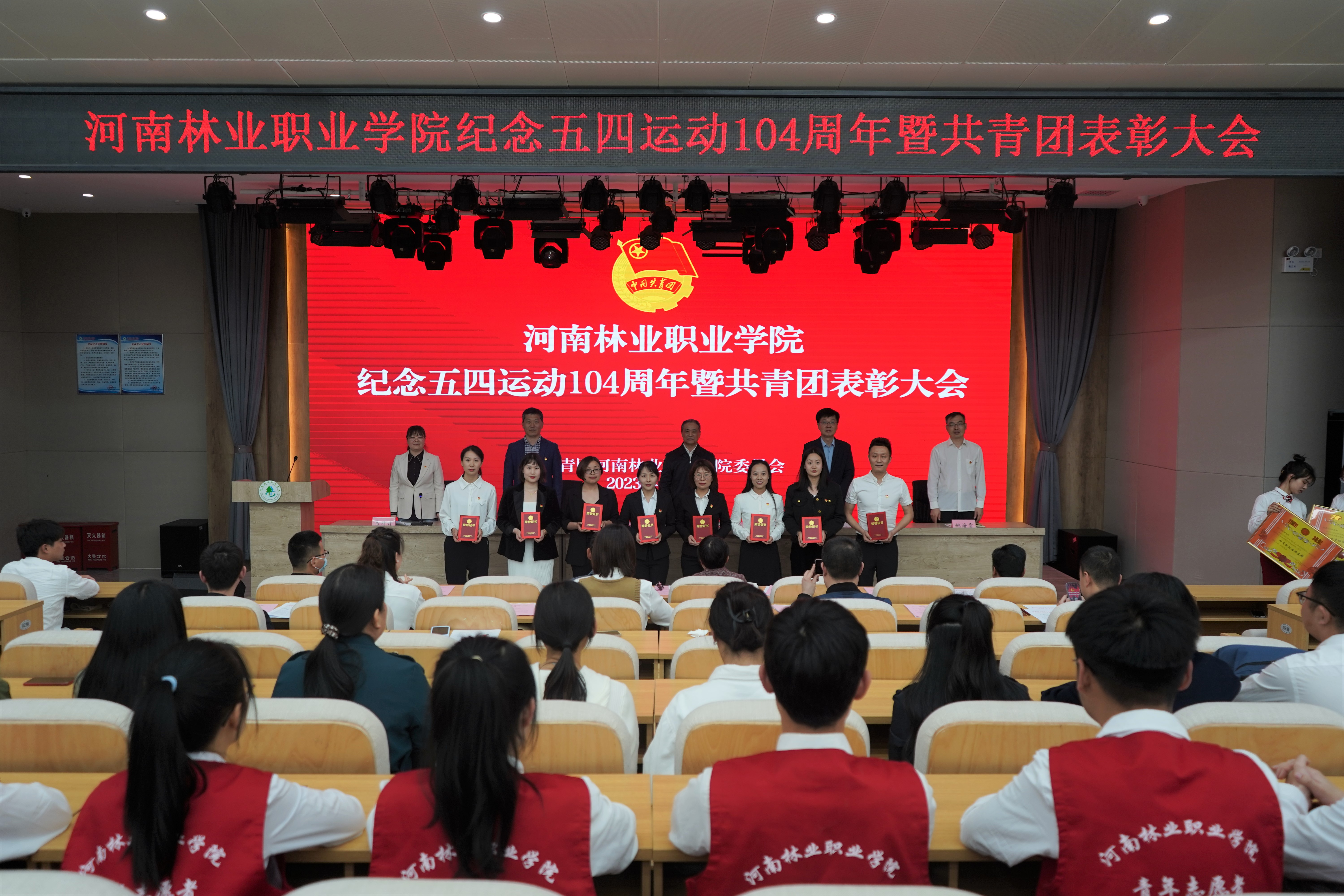 af0721b84dc24d2fb6a9ddad44a9a633.JPG