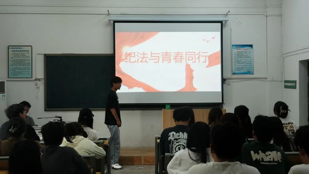7c6315ebc79d40809519e8ac668a98df.jpg