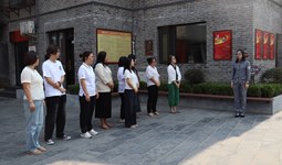  基礎(chǔ)教學(xué)部直屬黨支部赴八路軍駐洛辦事處紀(jì)念館開展主題黨日活動(dòng)