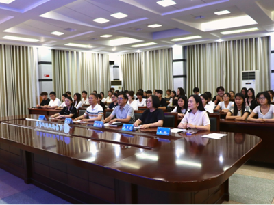 我校開展大學(xué)生講時(shí)事政治思政課實(shí)踐教學(xué)活動(dòng)