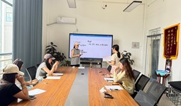 “頭腦風暴”激發(fā)創(chuàng)意火花